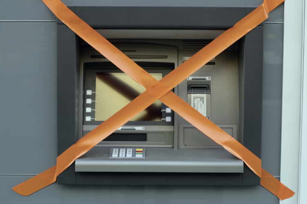 2 Charged With Breaking Into ATMs In 3 States
