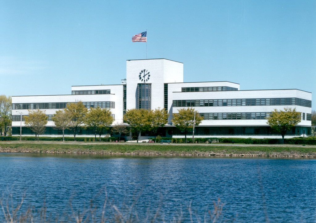 Harvard Leases Former Polaroid Building For IT Department