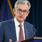 Fed Sees Dim Economic Outlook as Virus Squeezes Economy