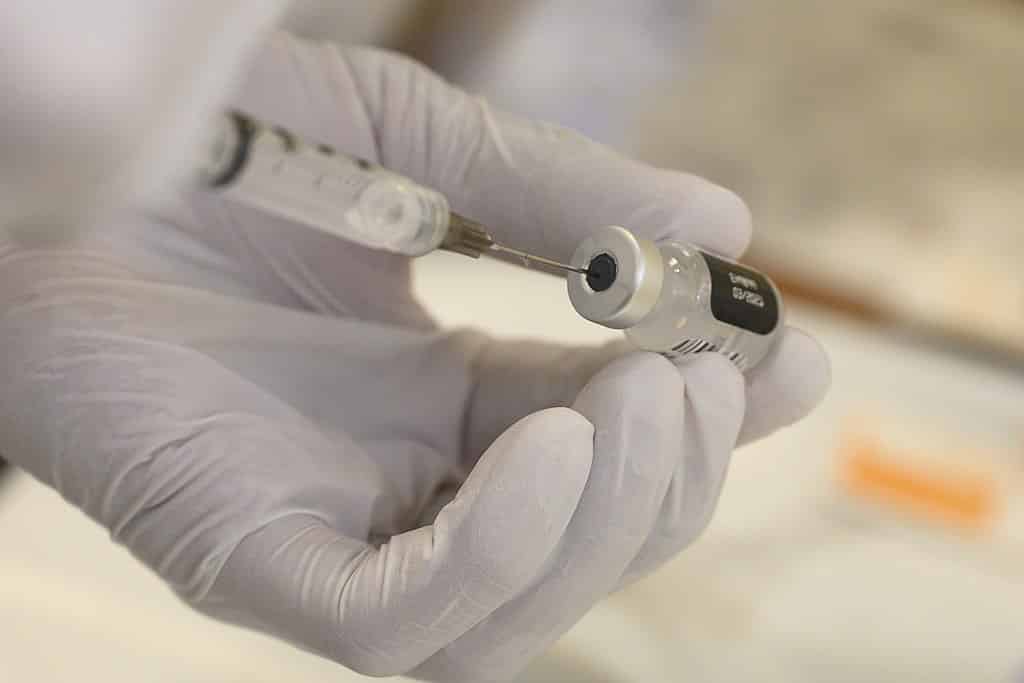 Osha To Mandate Covid Vaccines At Firms With 100 Plus Workers Banker Tradesman Osha To Mandate Covid Vaccines At Firms With 100 Plus Workers Banker Tradesman
